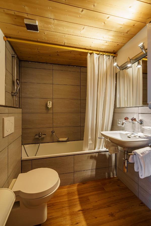 Hotel Silvapina Klosters Kültér fotó